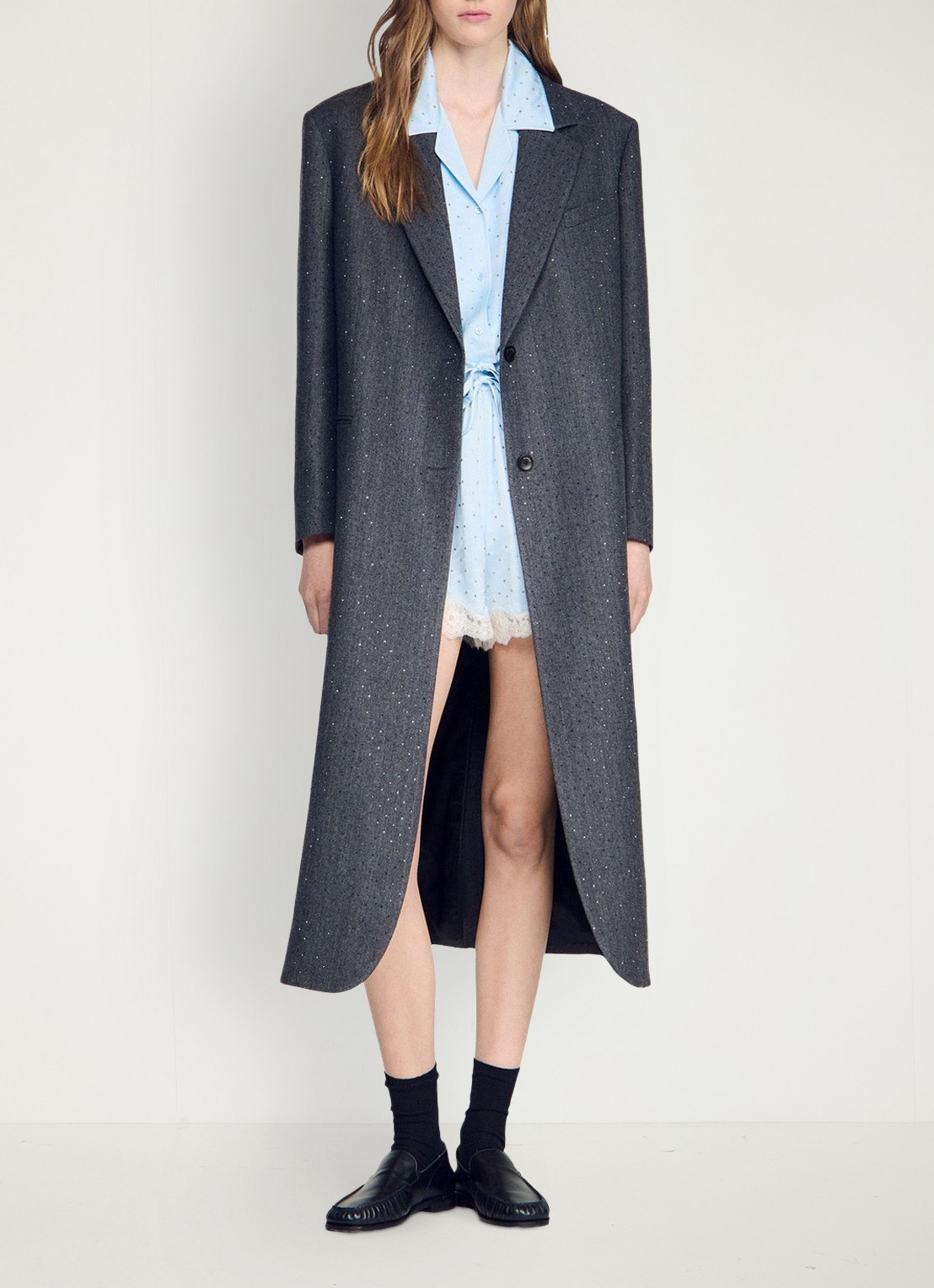 Sandro Trenchcoat met stippenprint - voorkant 6 dark grey / grijs