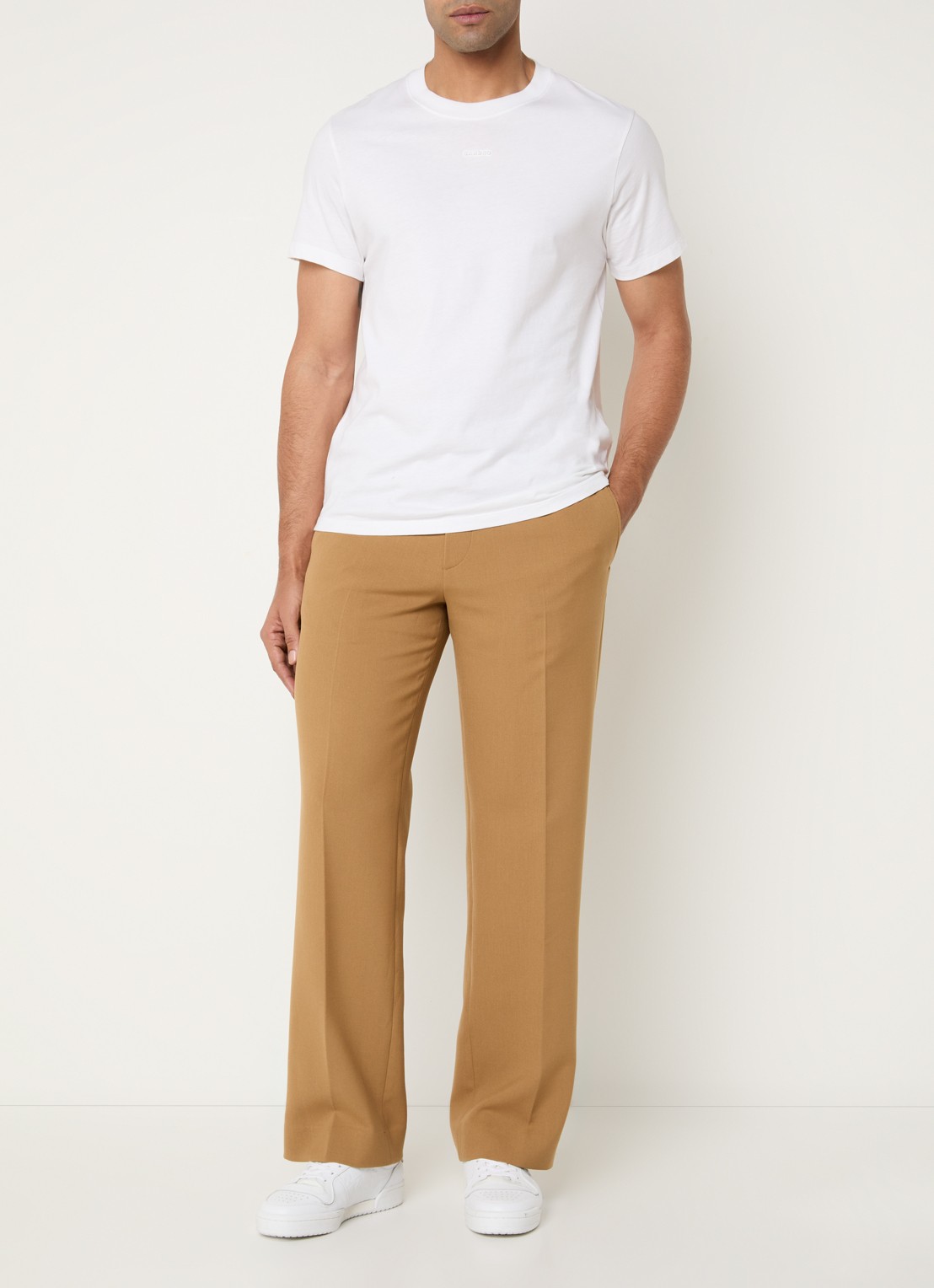 Sandro Wide fit pantalon met steekzakken en persplooi - voorkant 3 khaki