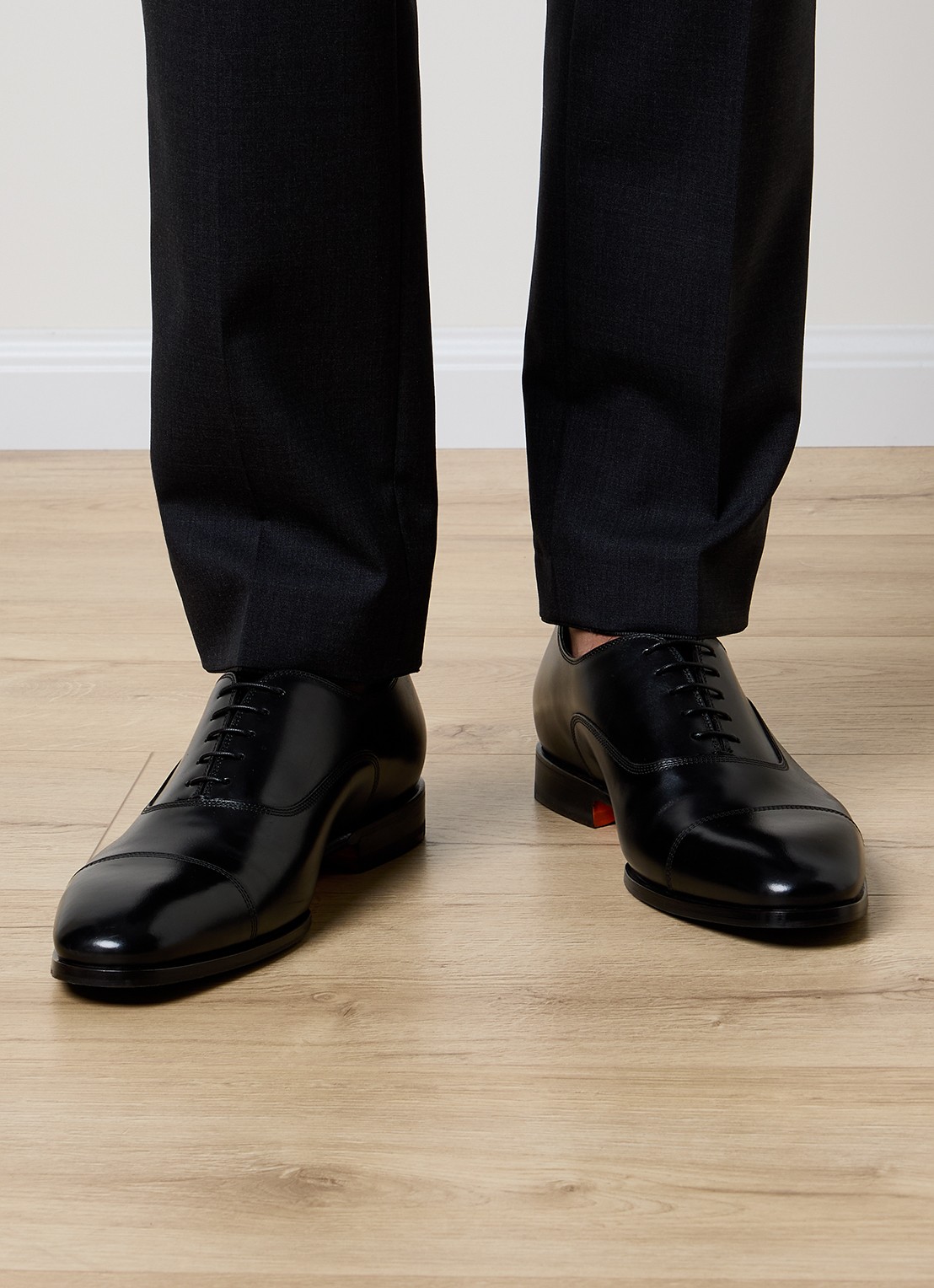 Santoni Archie veterschoen van leer - voorkant 6 zwart