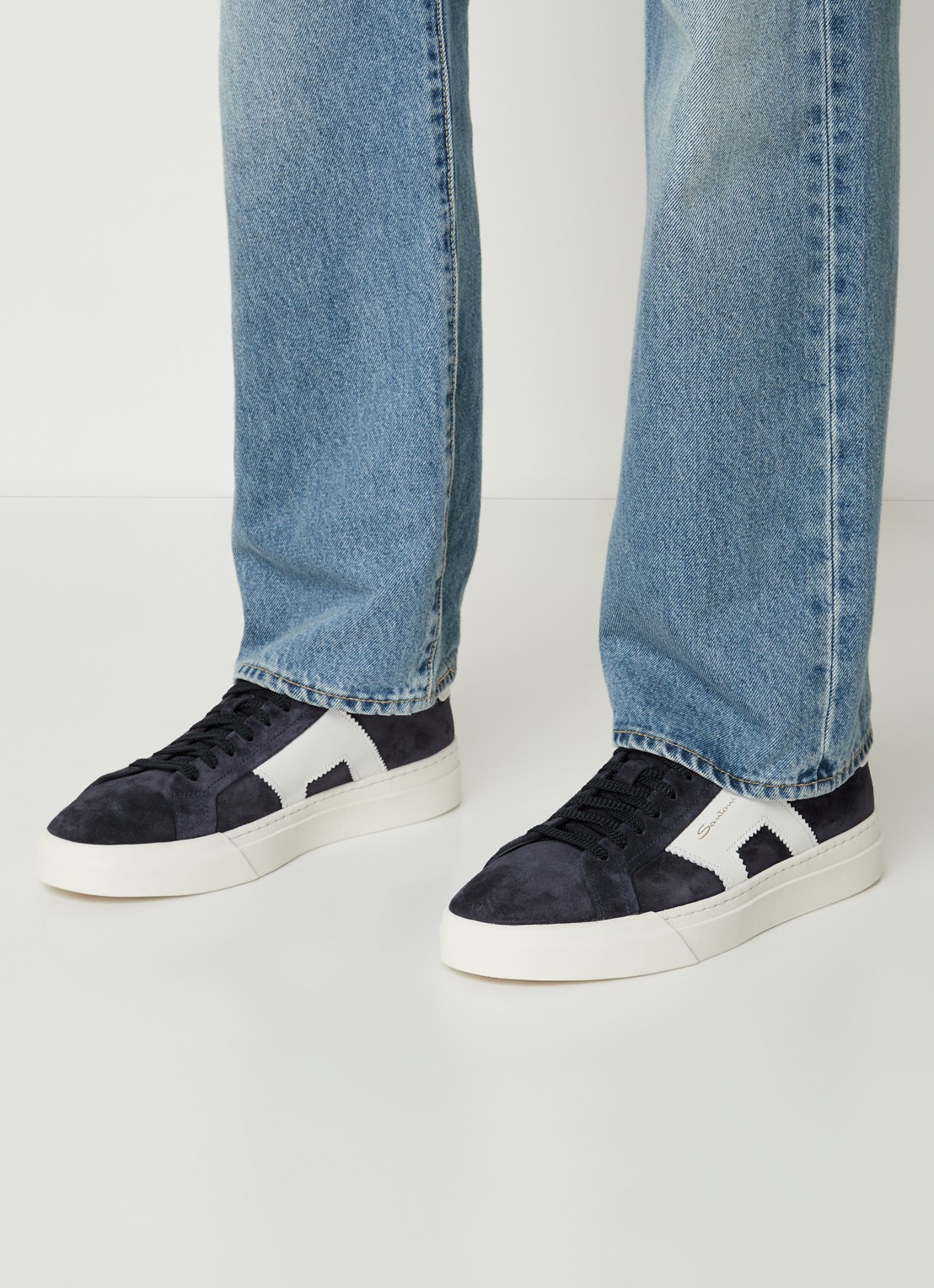 Santoni Gloria sneaker van suède - voorkant 2 blauw