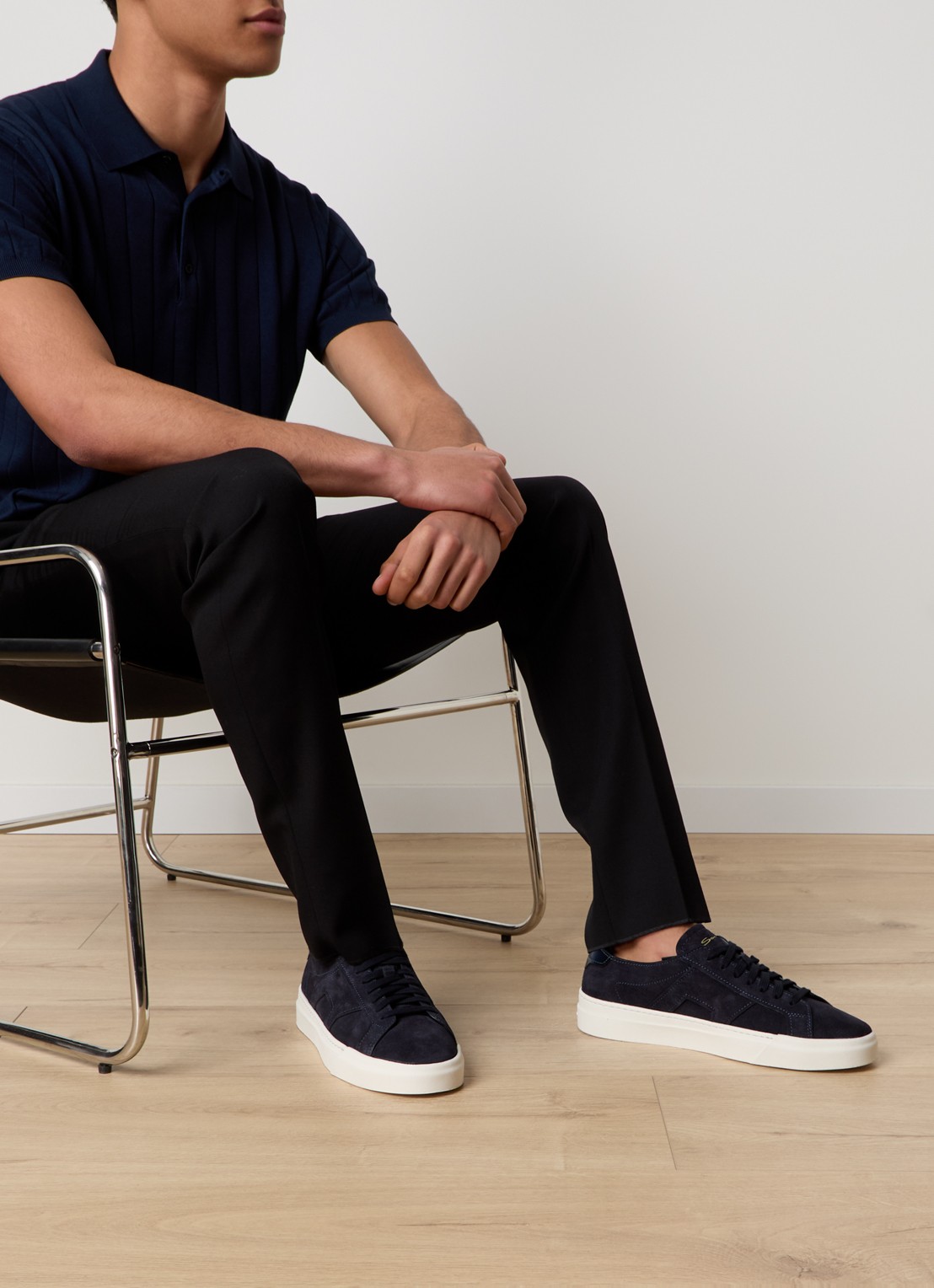 Santoni Gloria sneaker van suède - voorkant 6 donkerblauw