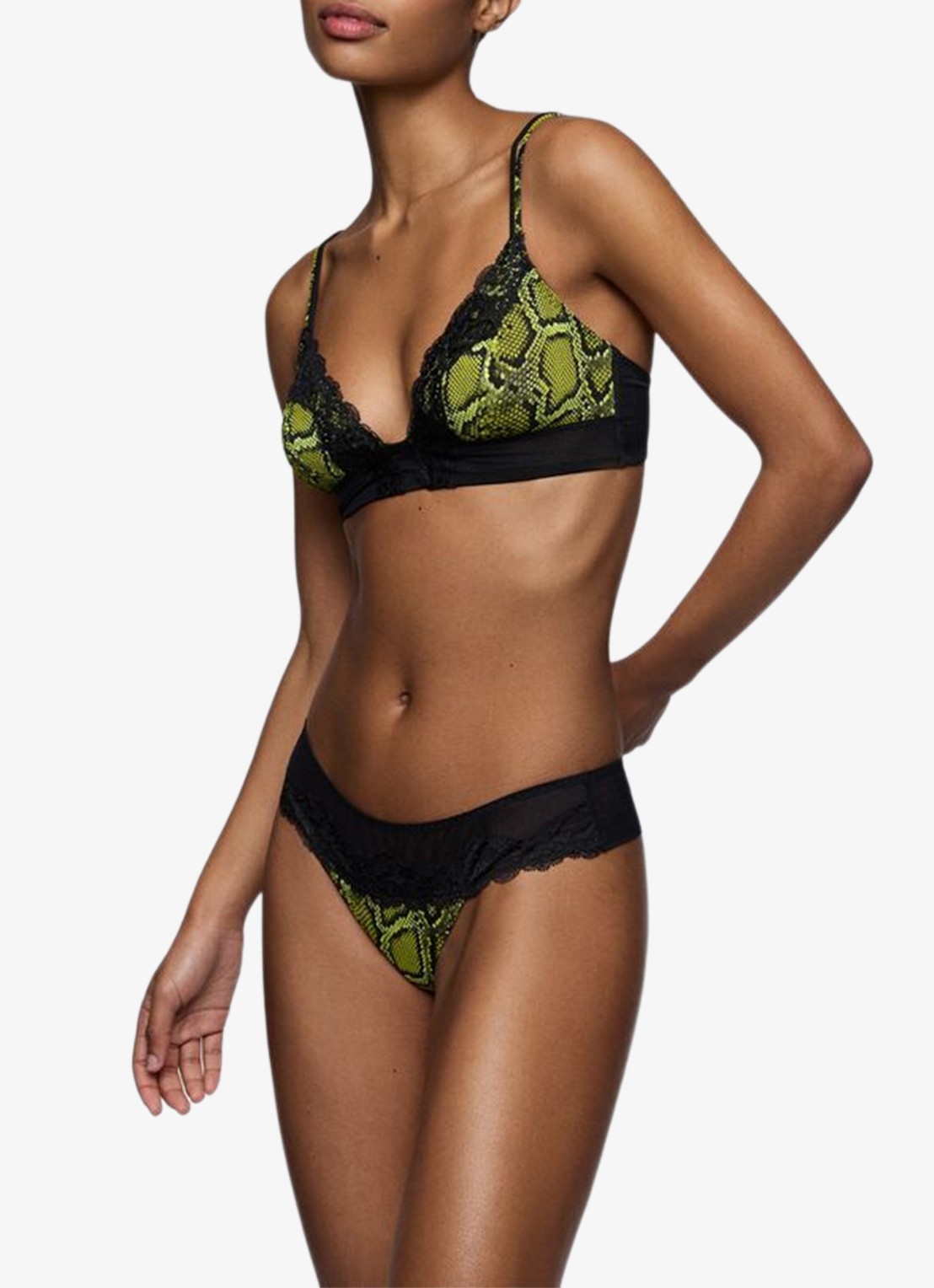 Sarda Bremer tanga van mesh - voorkant 2 groen