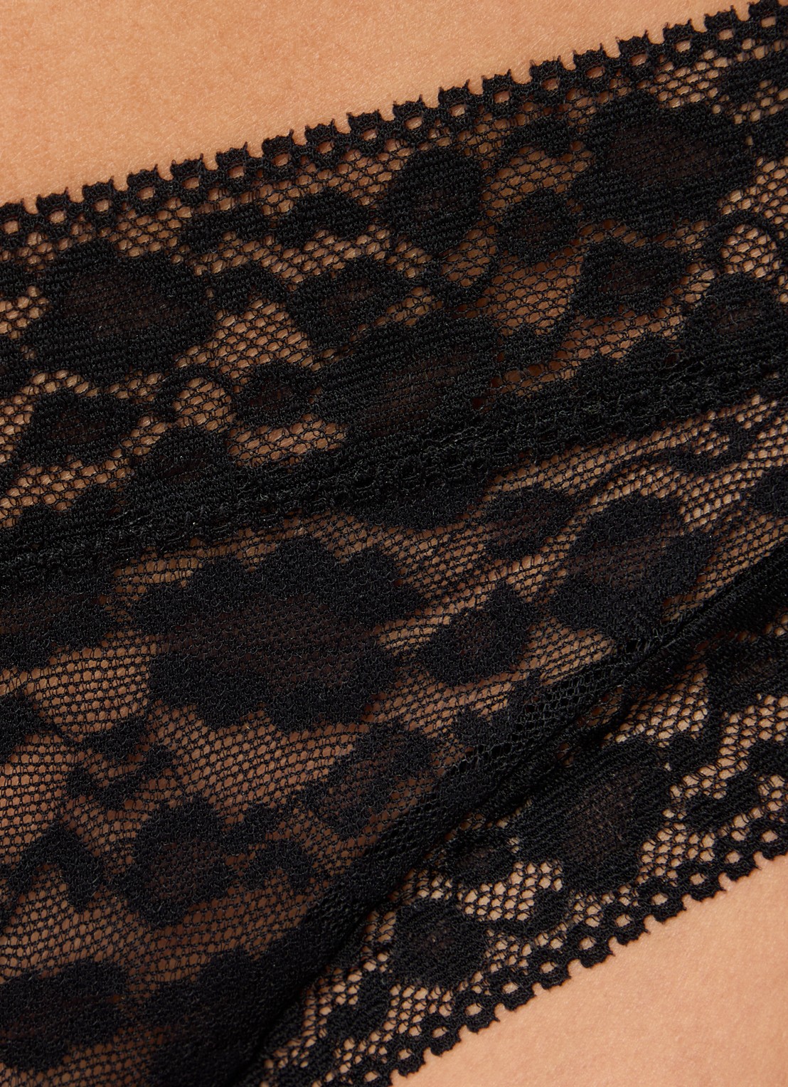 Sarda Cid slip van kant - detail 2 zwart