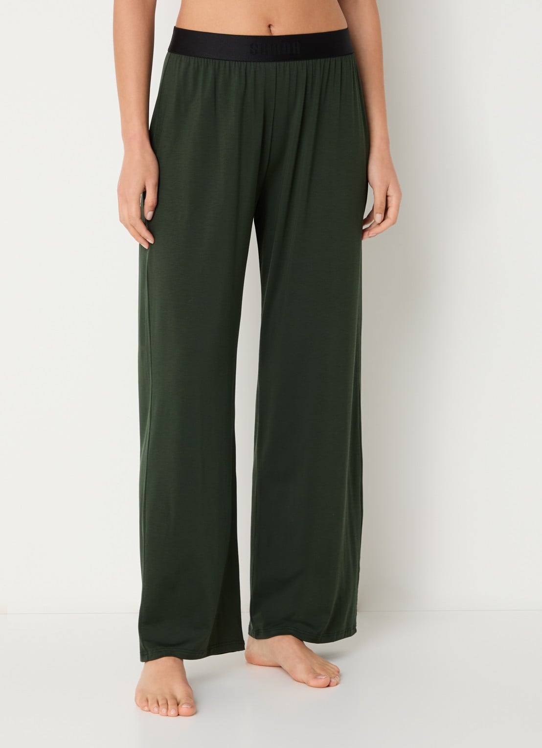 Sarda Eliza high waist straight fit joggingbroek met logoband - detail legergroen
