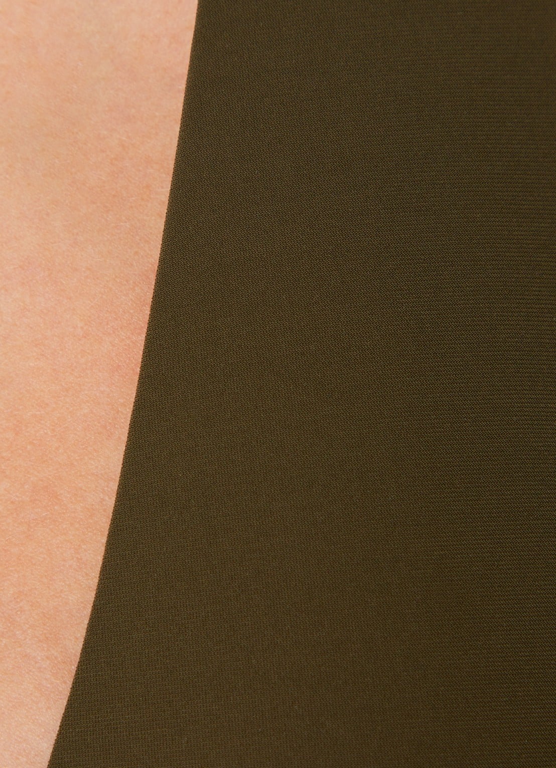Sarda Lita halter bikinitop met uitneembare vulling - detail 5 bronsgroen