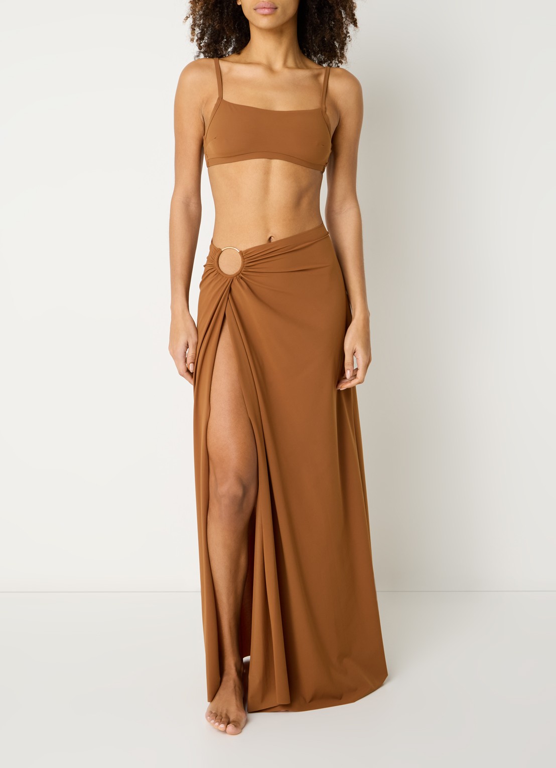 Sarda Lita maxi strandrok met cut-out detail - voorkant 2 bruin