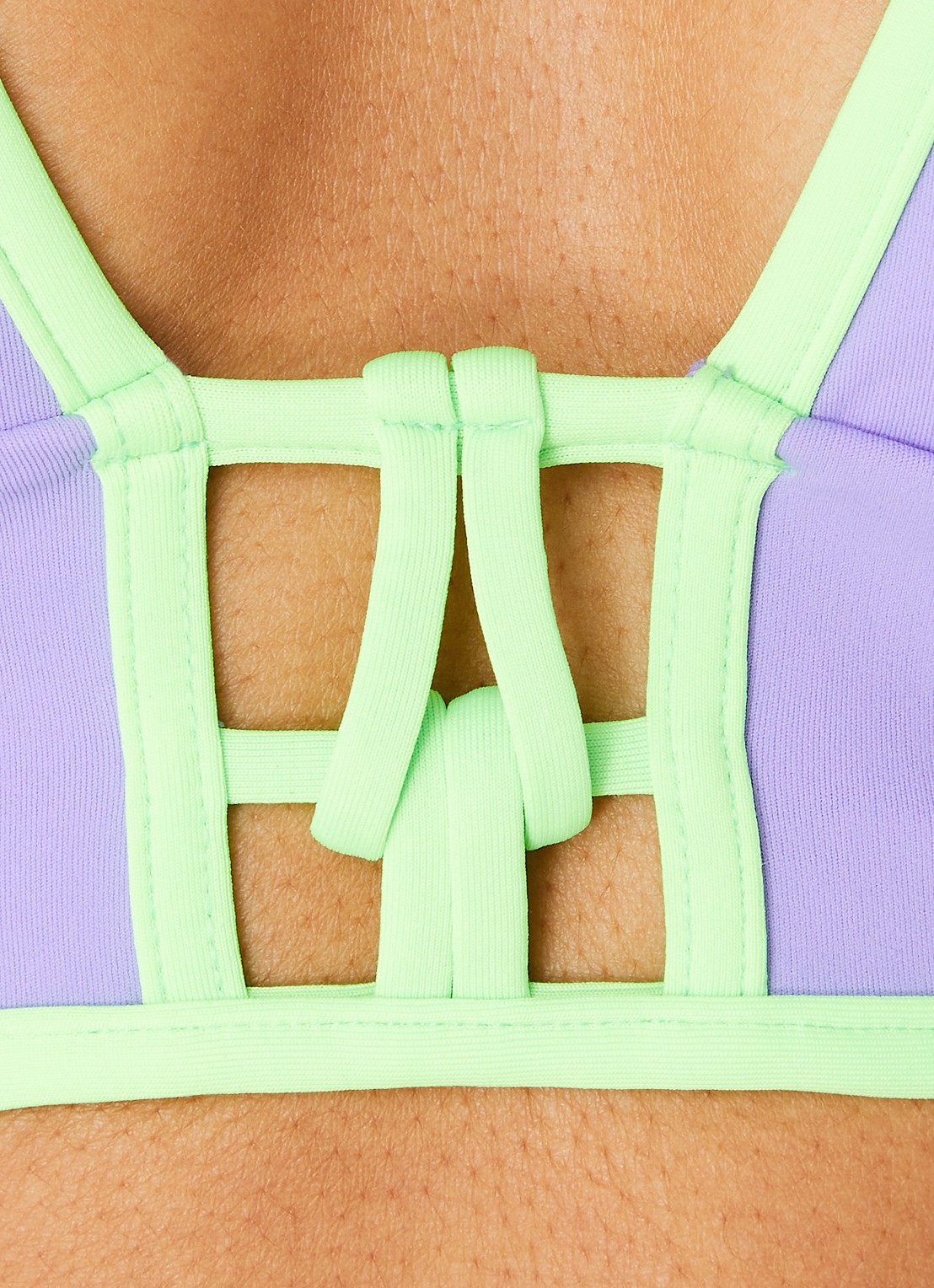 Sarda Sha voorgevormde triangel bikinitop met cut-out detail - detail 3 violet