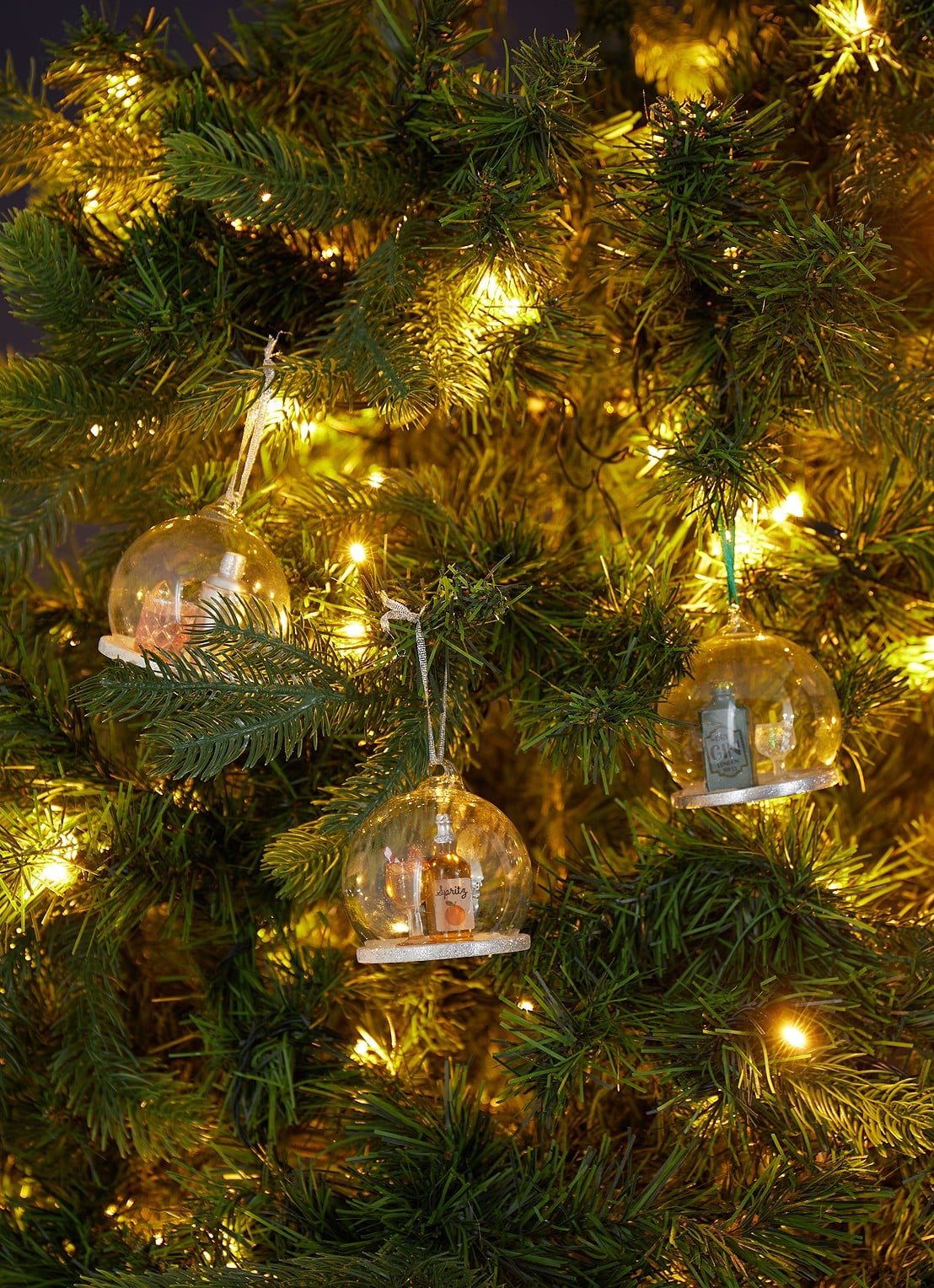 Sass & Belle Christmas Spritz Dome kersthanger - voorkant 3 oranje