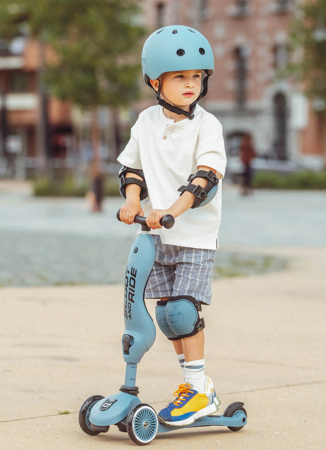 Scoot&Ride Highwaykick 1 loopfiets en step - voorkant 4 blauw