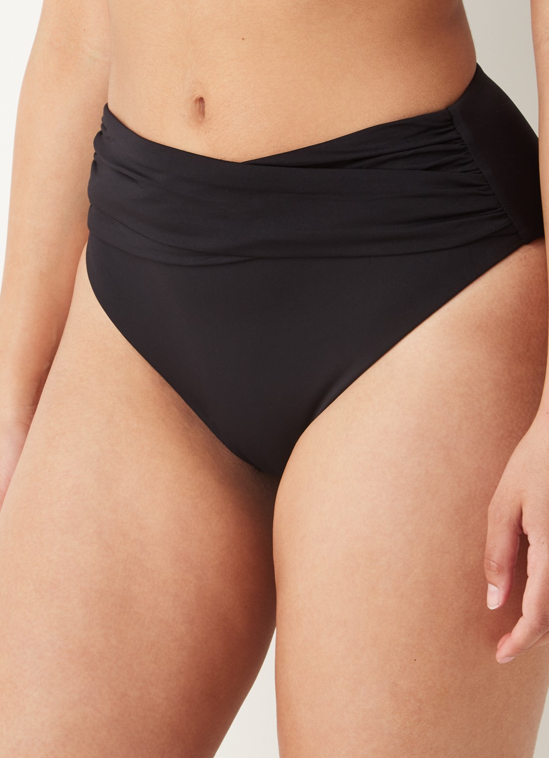 Seafolly High waisted bikinislip met plooidetail - detail zwart