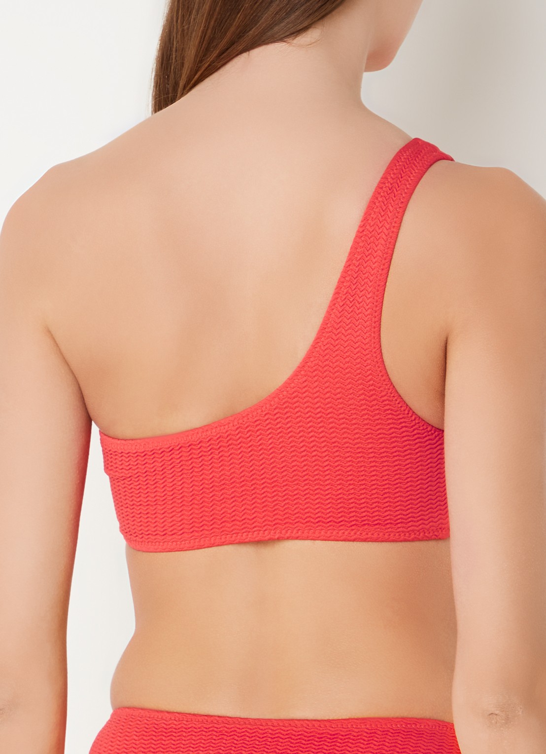 Seafolly One shoulder bikinitop met uitneembare vulling en structuur - achterkant 5 rood