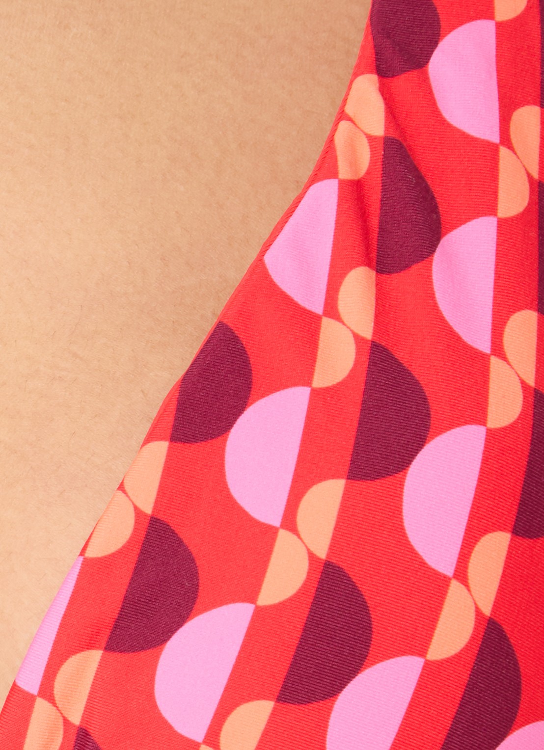 Seafolly  Reversible triangel bikinitop met print - detail 6 koraalroze