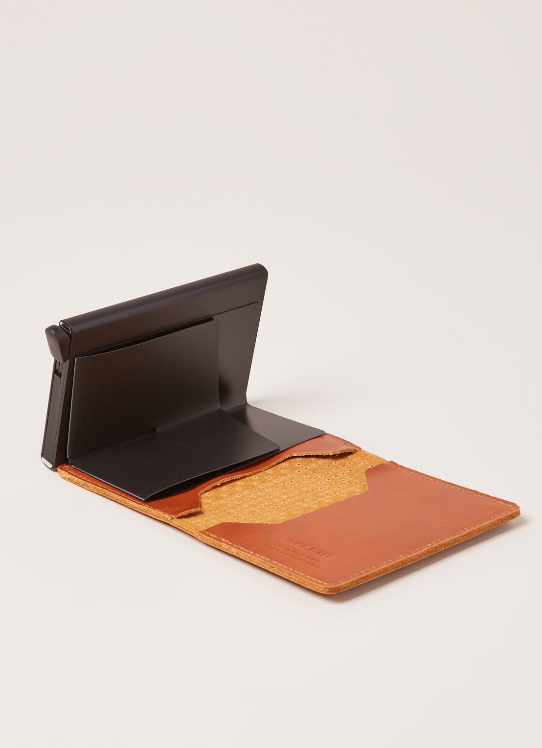 Secrid Slimwallet Wallet pasjeshouder van leer - detail 2 roestbruin