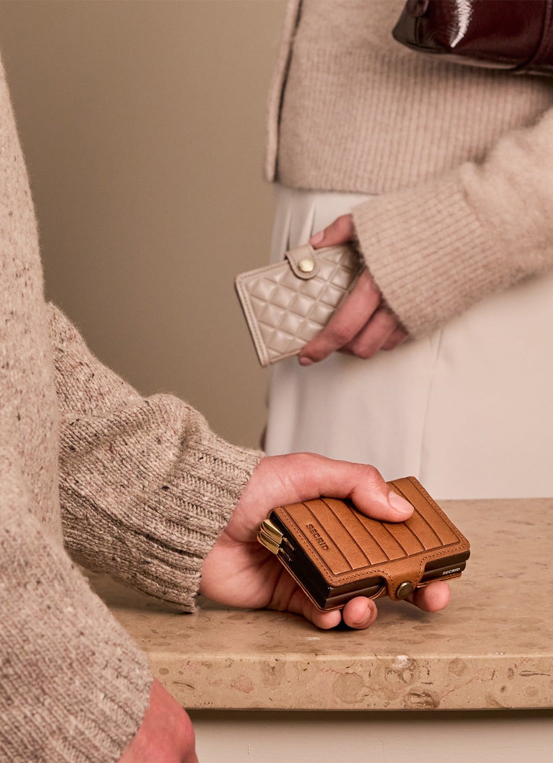 Secrid Twinwallet+ pasjeshouder van leer - detail 6 cognac