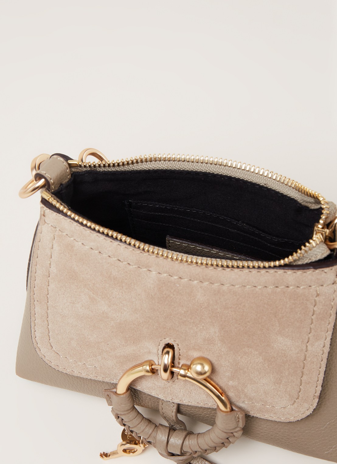 See By Chloé Joan Mini crossbodytas van leer met suède details - detail 2 grijs