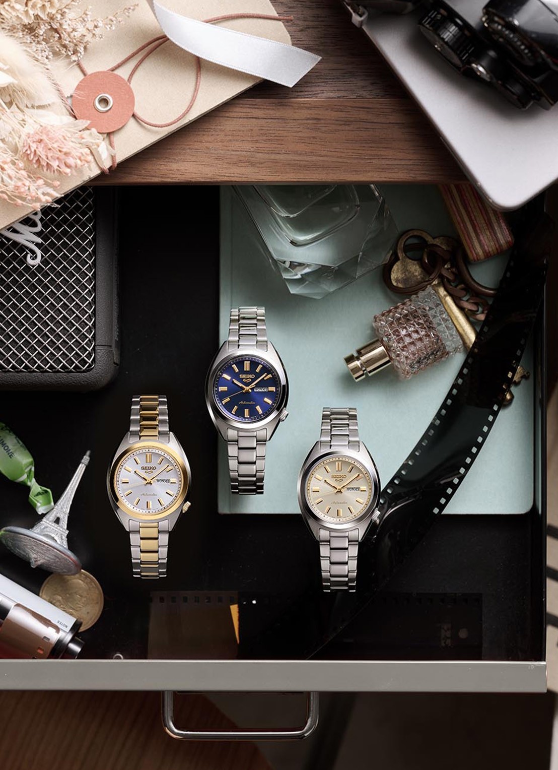 Seiko 5 Sports Automatic horloge SRE024K1 - detail zilver