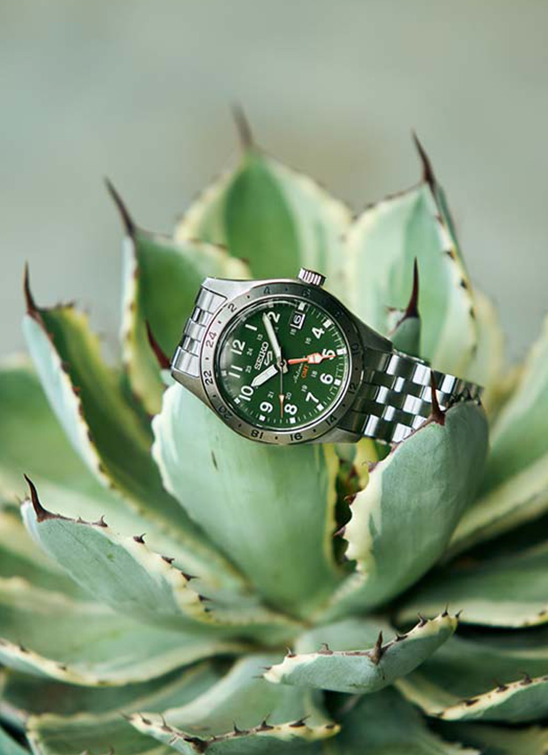 Seiko 5 Sports Field horloge HDB001K1 - detail 5 zilver