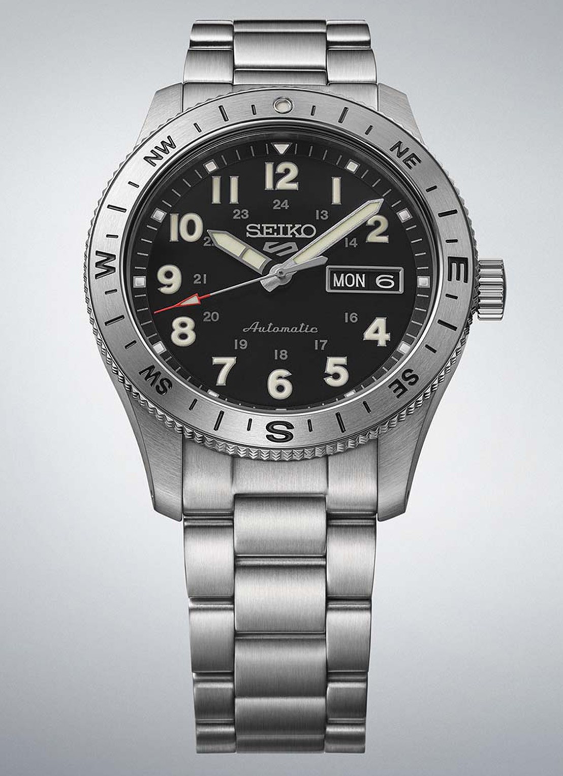 Seiko 5 Sports Field horloge HDB006K1 - detail 2 zilver