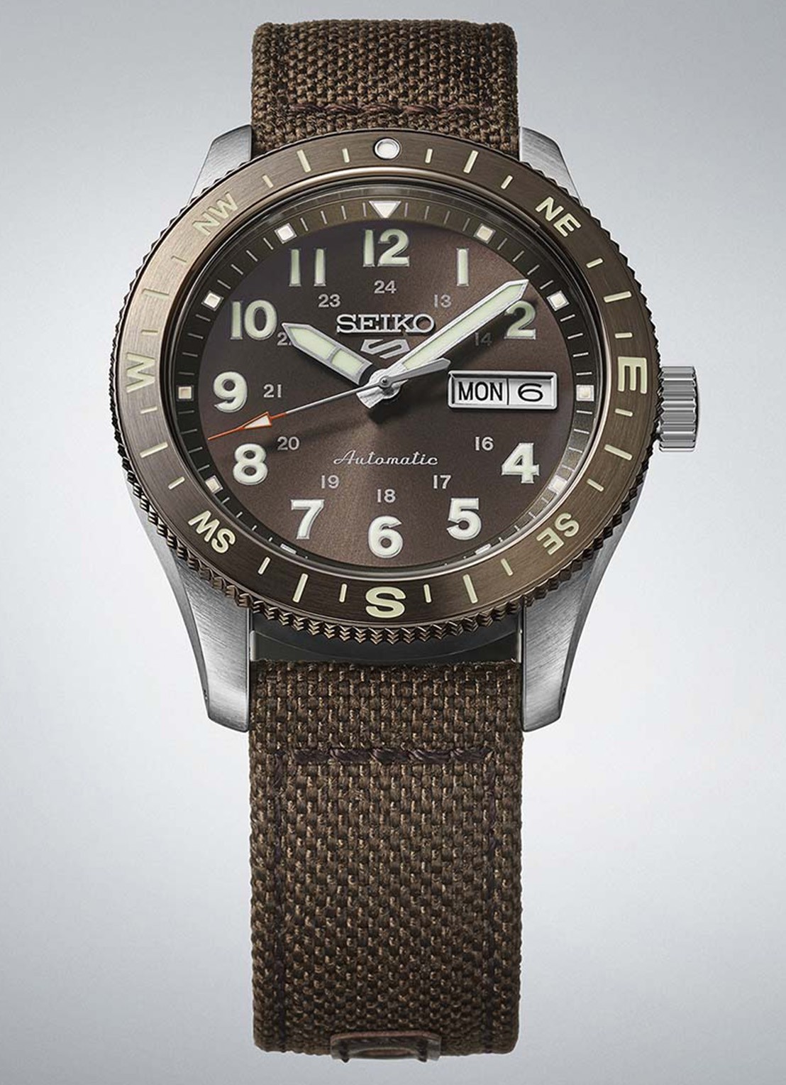 Seiko 5 Sports Field horloge HDB009K1 - achterkant 4 bruin