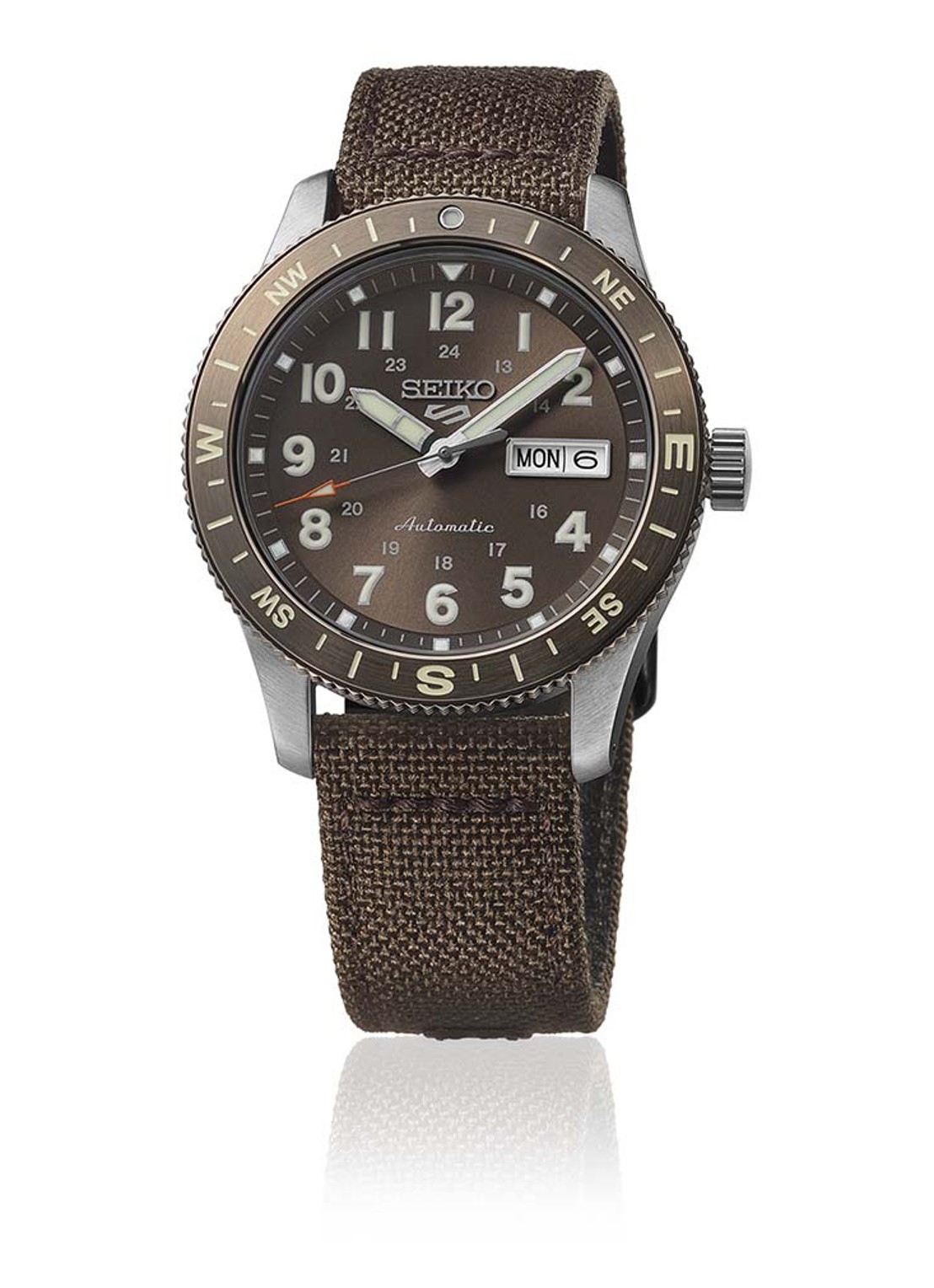 Seiko 5 Sports Field horloge HDB009K1 - detail 2 bruin