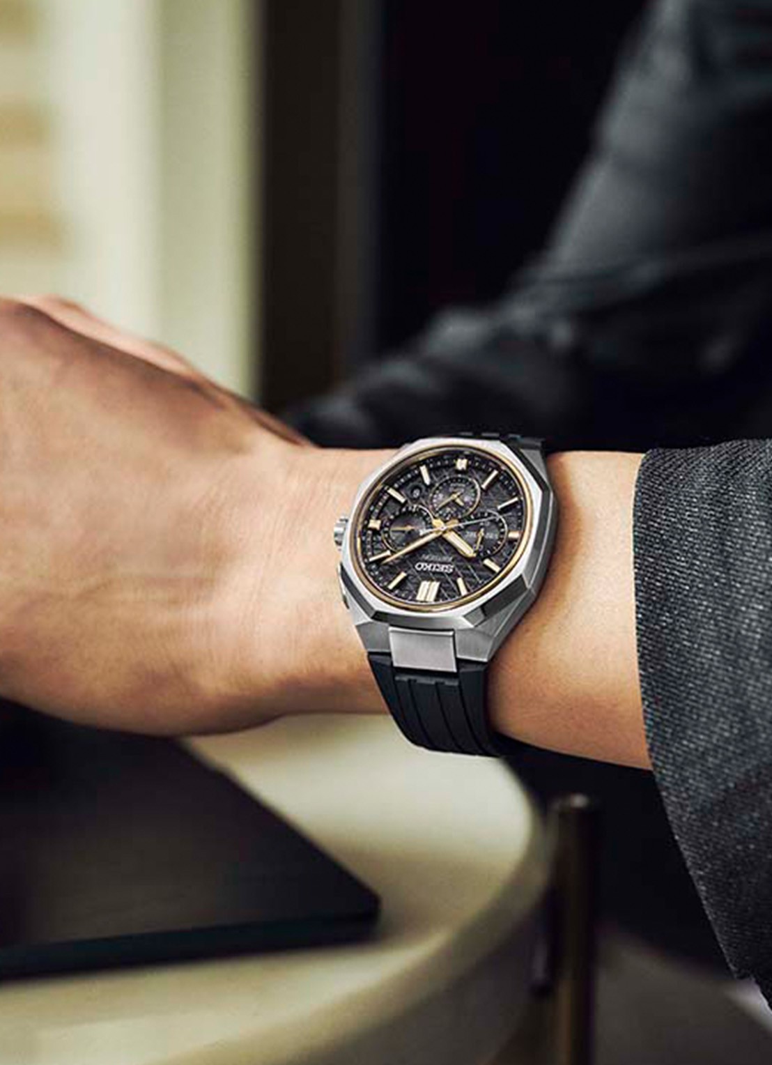Seiko Astron GPS Solar horloge HAB003J1 - voorkant 7 zilver