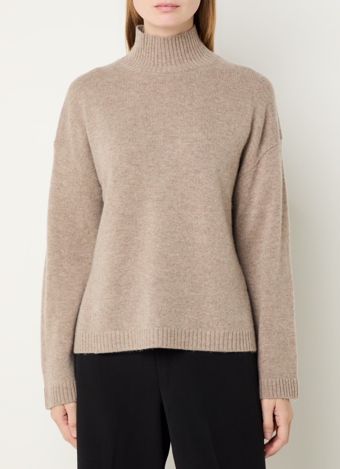Selected Cille grofgebreide trui in kasjmierblend met opstaande kraag - detail 4 beige