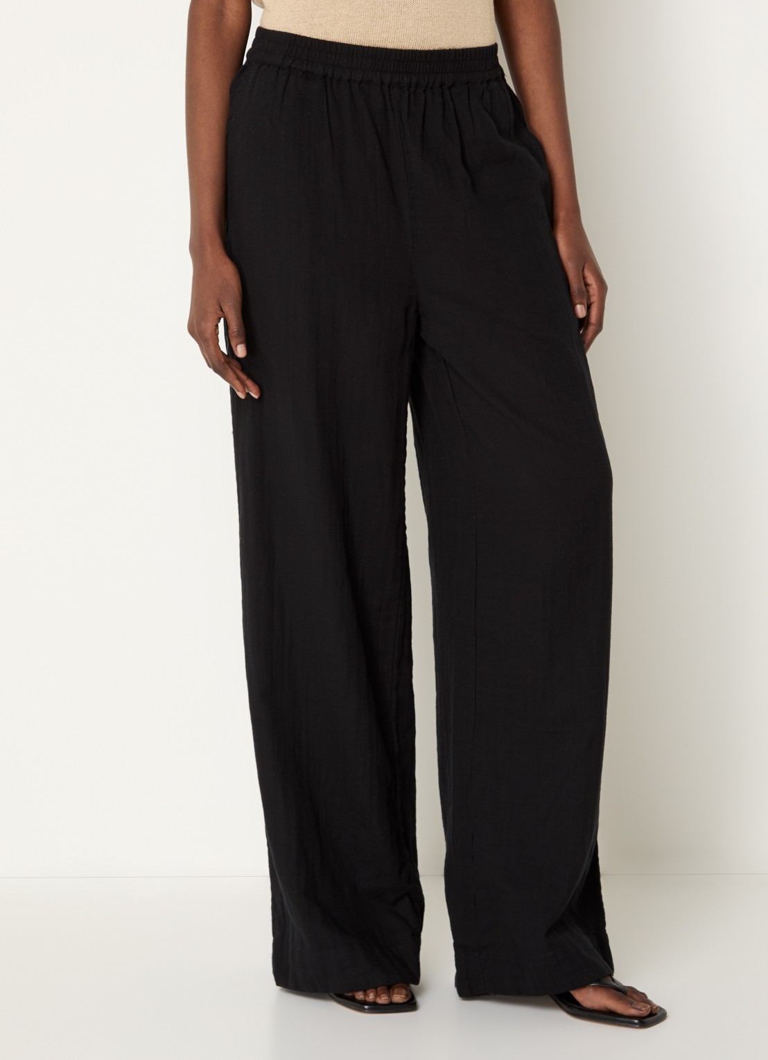Selected Fannie high waist loose fit chino met steekzakken - detail zwart