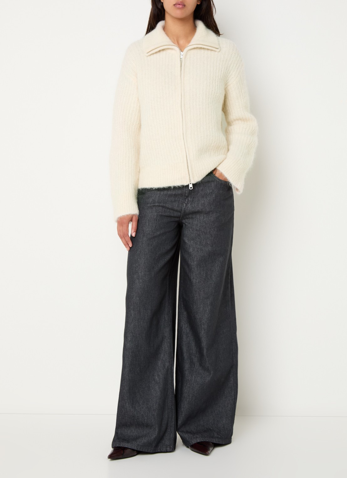Selected Gabriella grofgebreid vest in alpaca wolblend - voorkant 3 gebroken wit