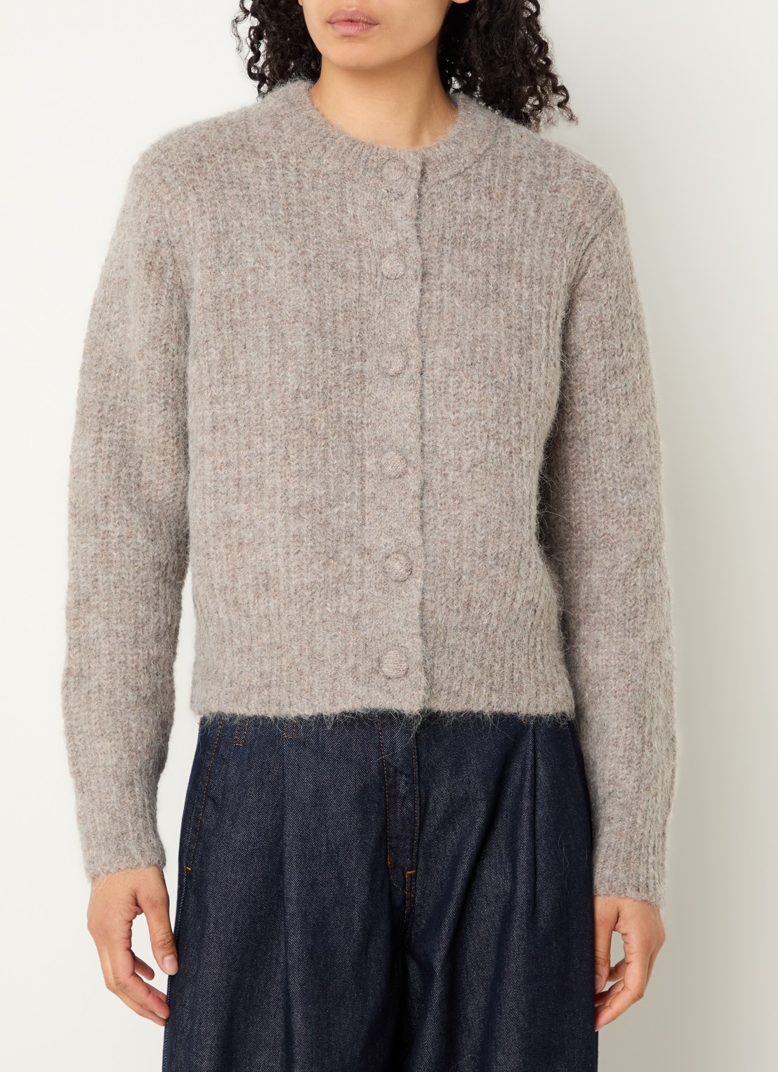 Selected Gabriella grofgebreid vest in wolblend met ronde hals - detail 3 grijs