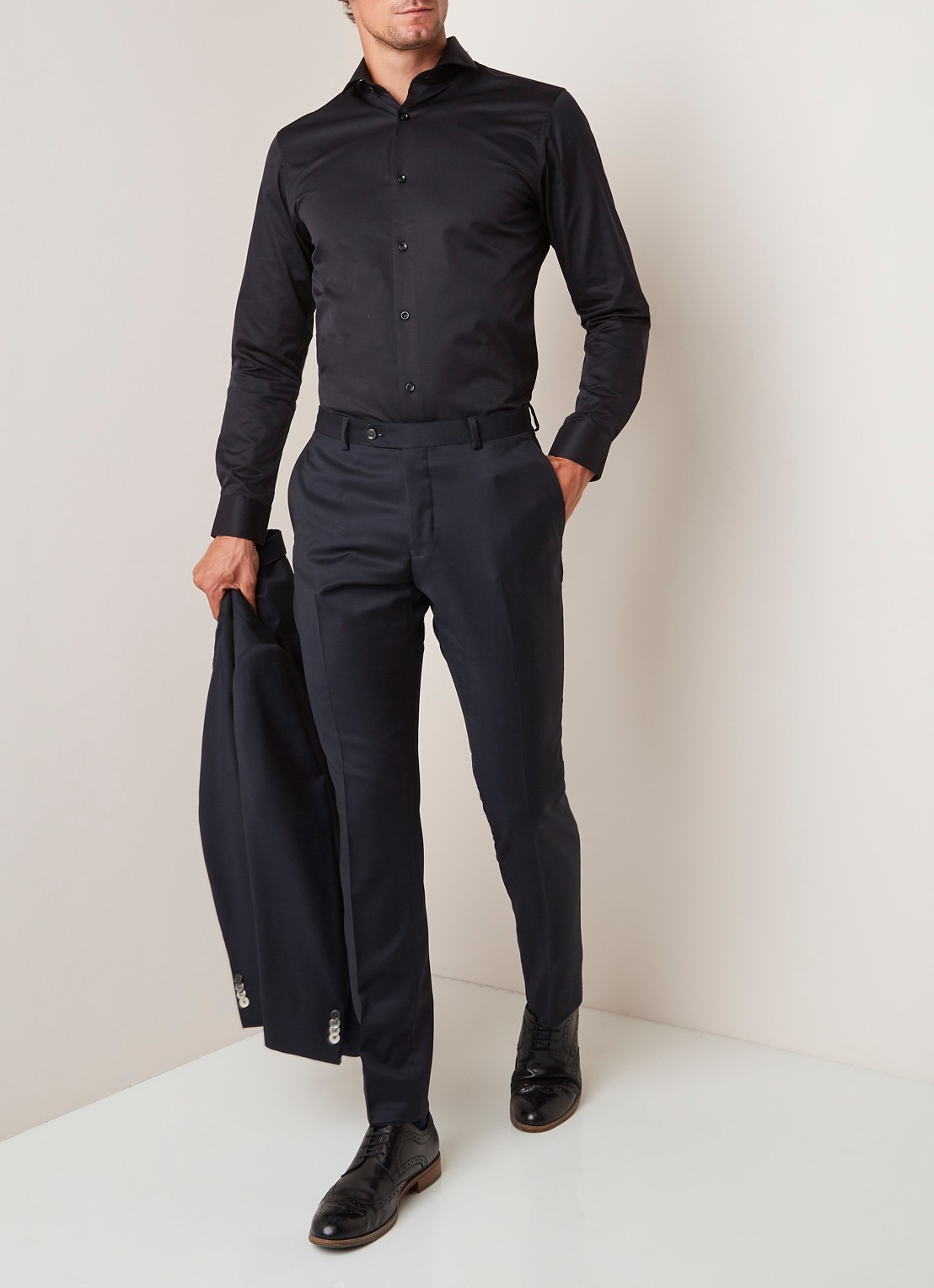 Selected Homme Slim fit strijkvrij overhemd met cut away kraag - voorkant 2 zwart