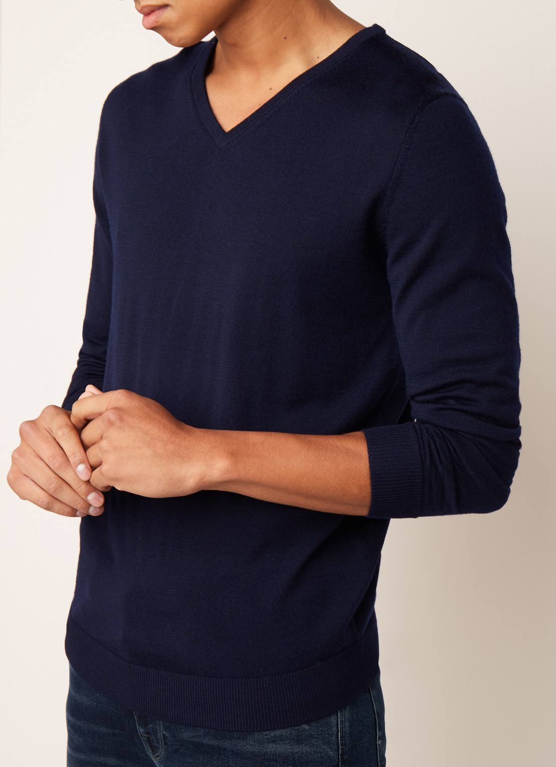 Selected Homme Tower fijngebreide pullover met V-hals  - detail 2 donkerblauw