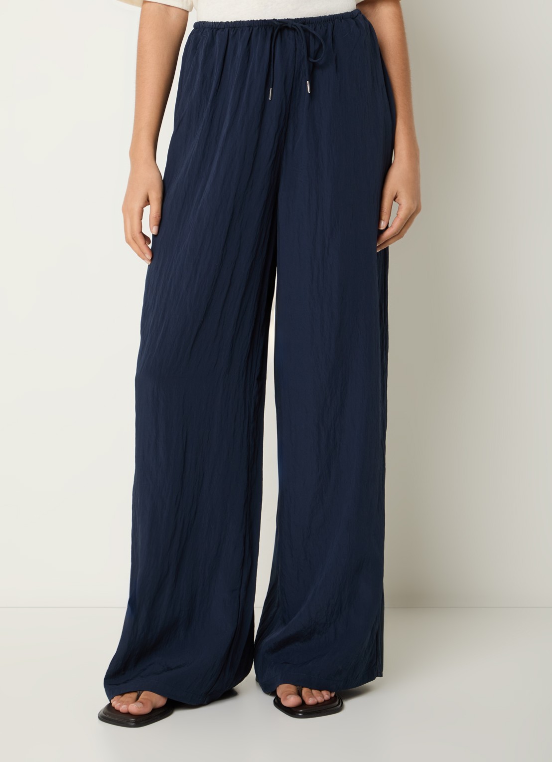 Selected Iona high waist wide fit broek met steekzakken - detail 4 donkerblauw