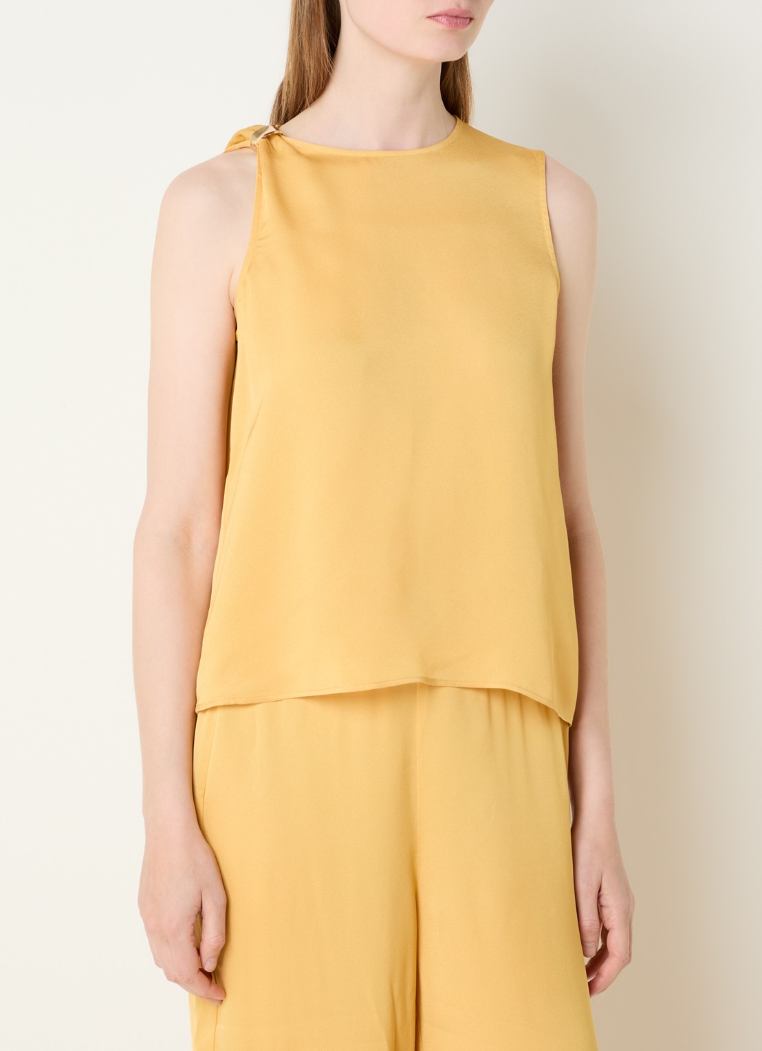 Selected Laura top met applicatie - detail 2 okergeel