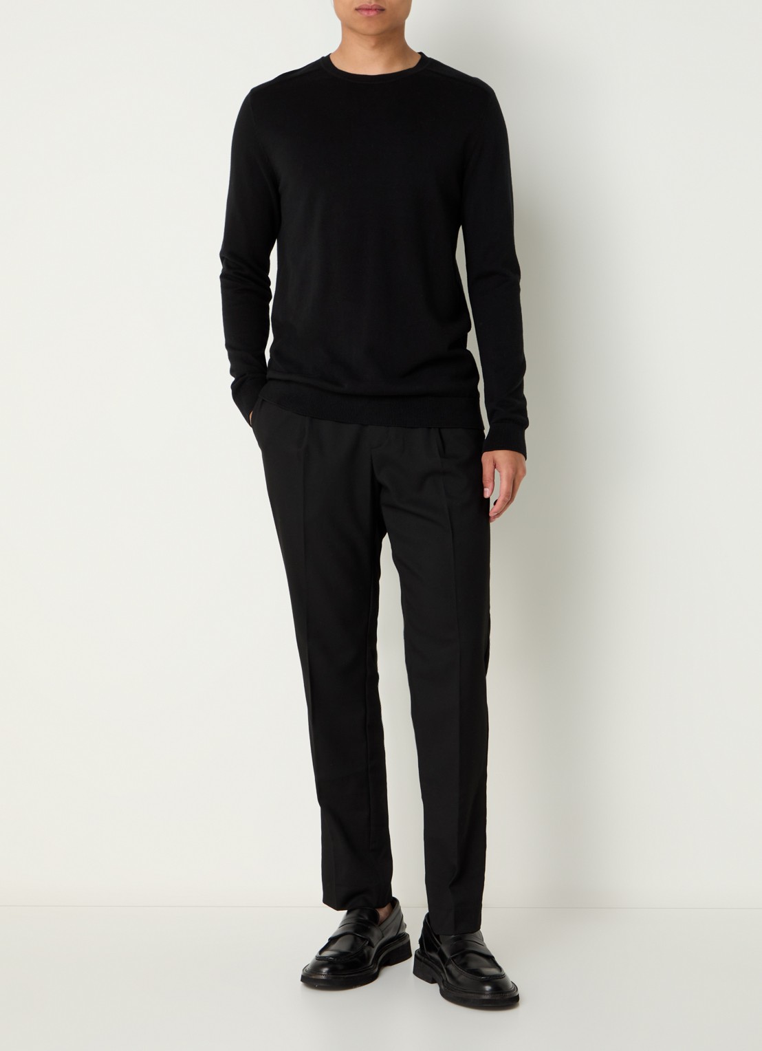 Selected Leroy tapered fit pantalon met steekzakken - voorkant 5 zwart