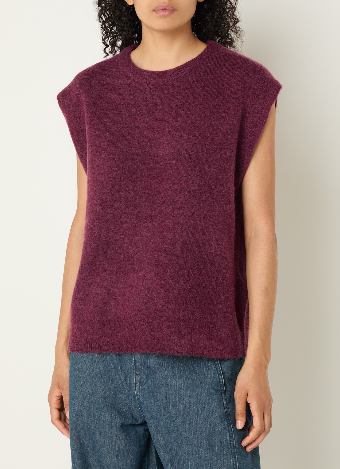 Selected Lulu grofgebreide spencer in alpaca wolblend - detail bordeauxrood
