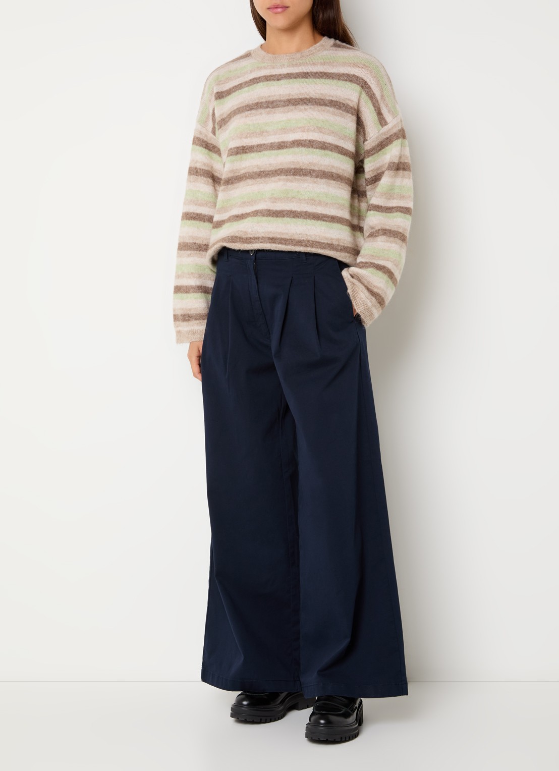 Selected Lulu grofgebreide trui in alpaca wolblend met streepprint - voorkant 2 donkerbeige