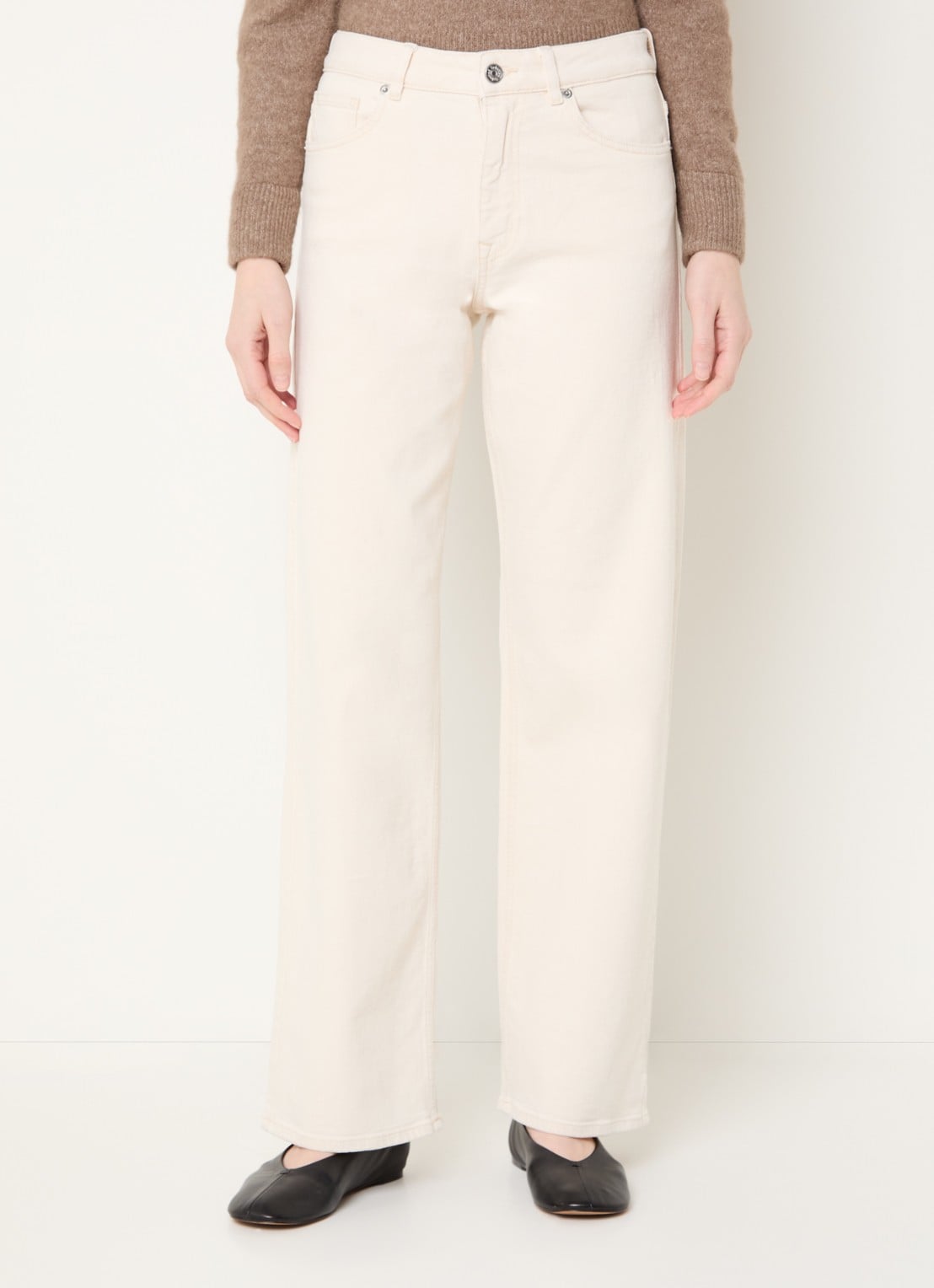 Selected Mid waist straight fit jeans met gekleurde wassing - detail 2 creme