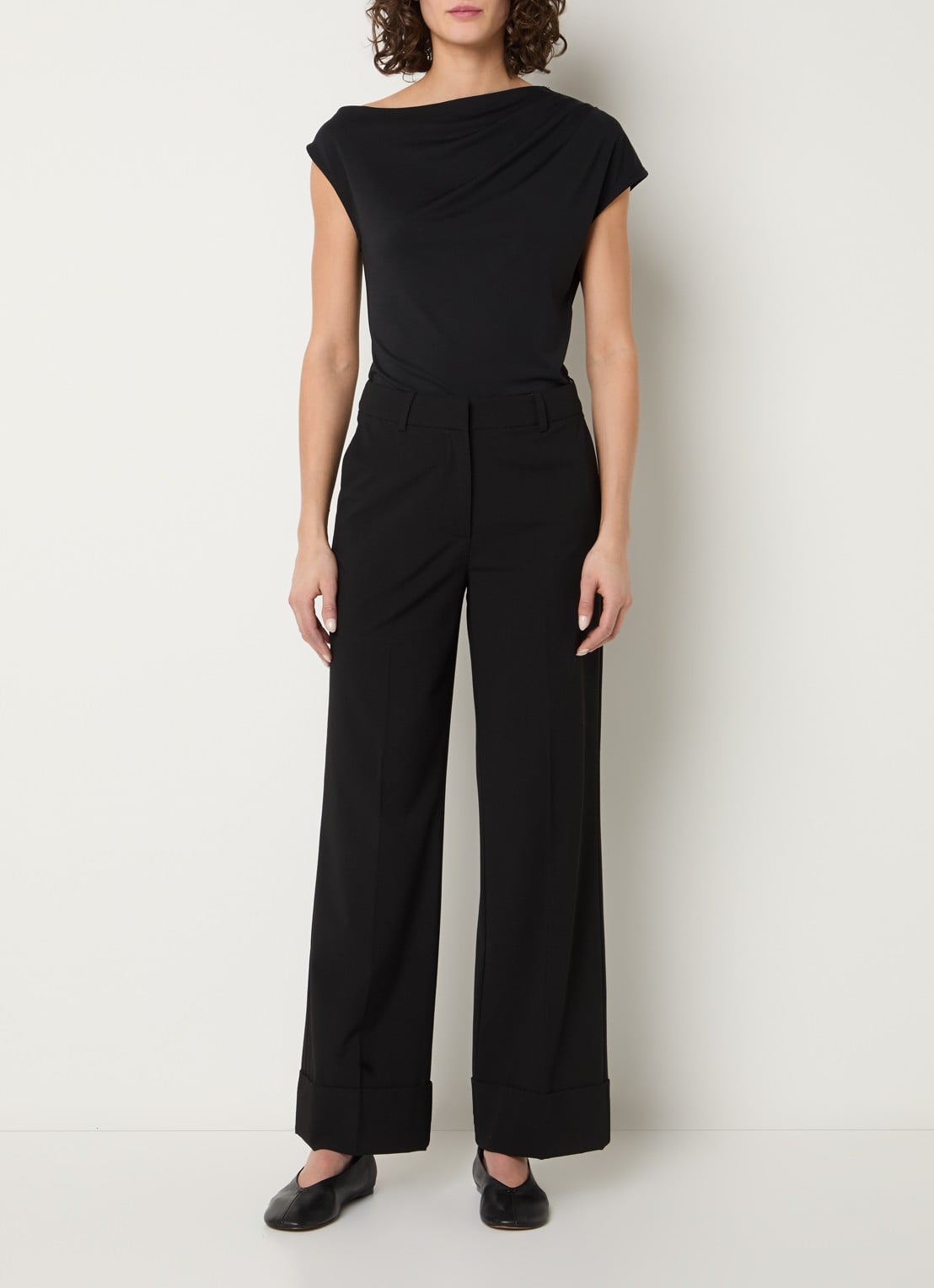 Selected Molly asymmetrische top met boothals - voorkant 4 zwart