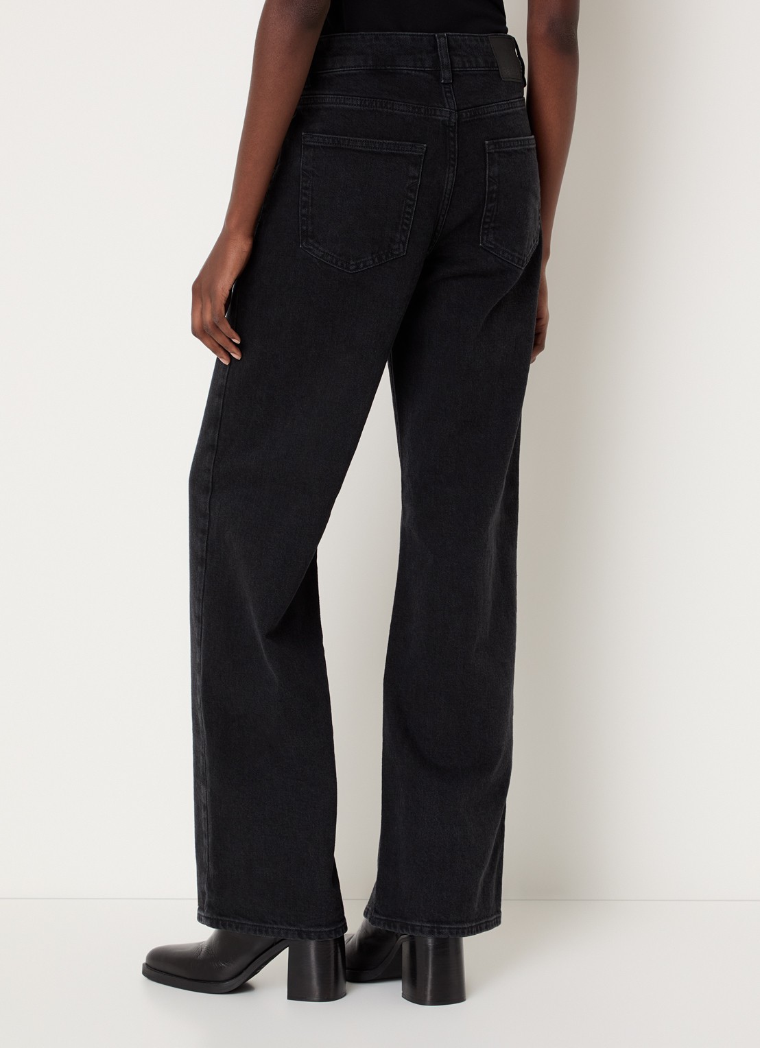 Selected Noos high waist wide leg jeans met gekleurde wassing - achterkant 3 zwart
