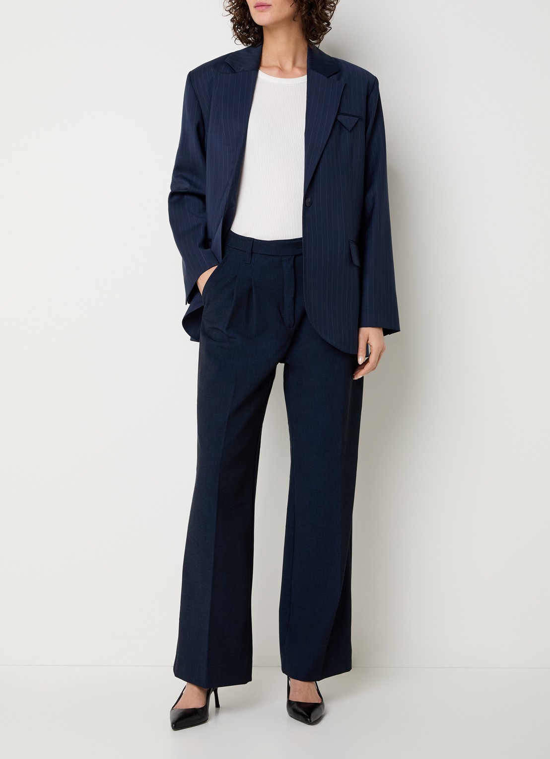 Selected Sanne blazer in wolblend met schoudervulling en streepprint - voorkant 3 donkerblauw