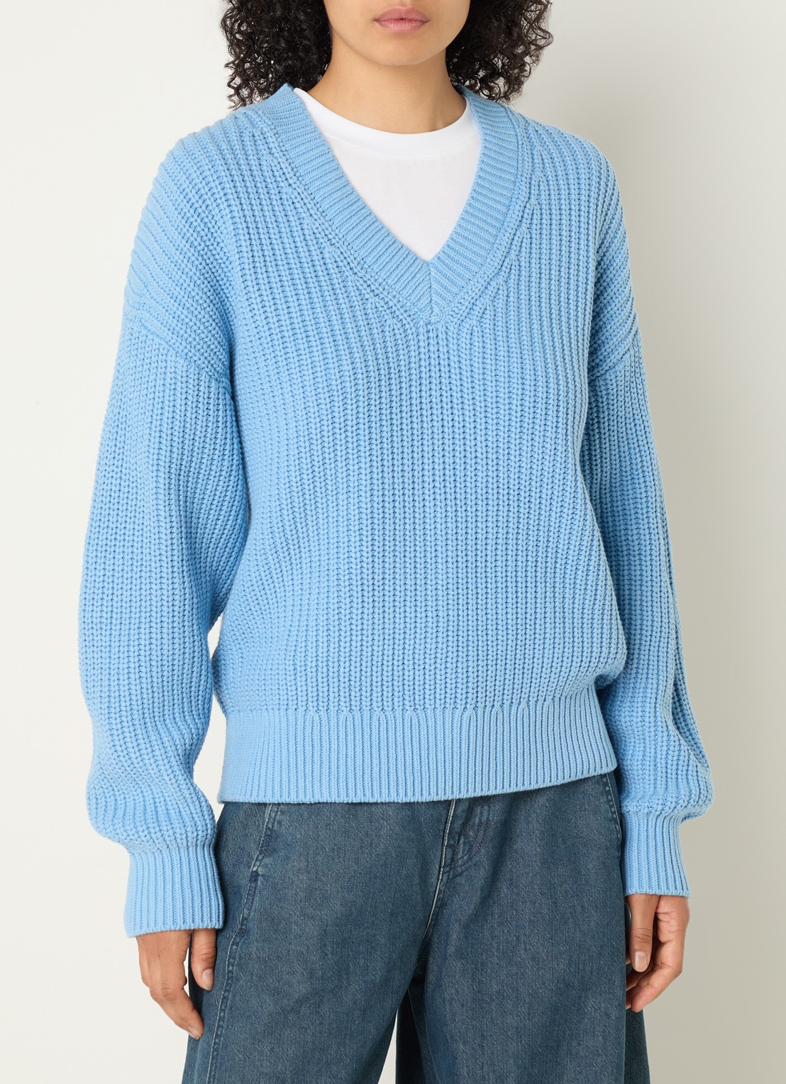 Selected Selma grofgebreide trui met V-hals - detail 4 blauw