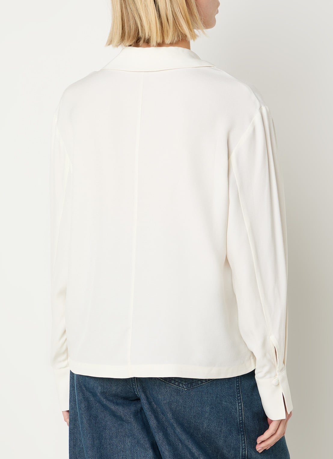 Selected Soler blouse met V-hals - achterkant 2 gebroken wit