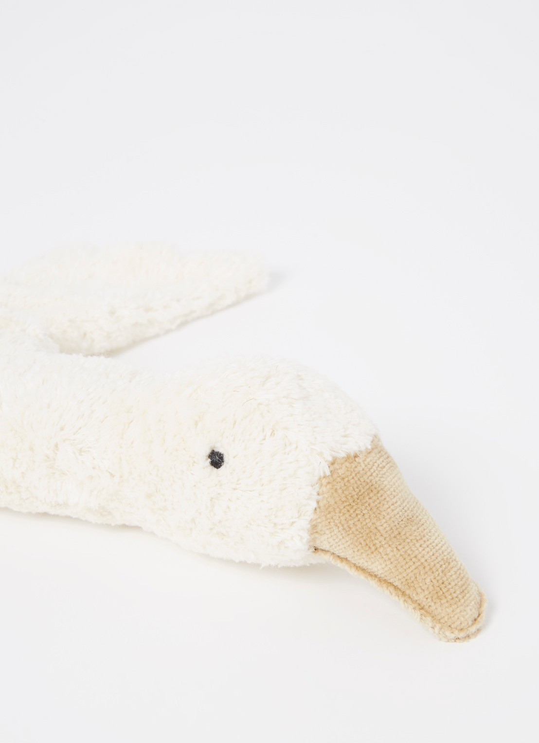 Senger Naturwelt Cuddly animal Goose small knuffel met warmtekussen 37 cm - detail 2 gebroken wit