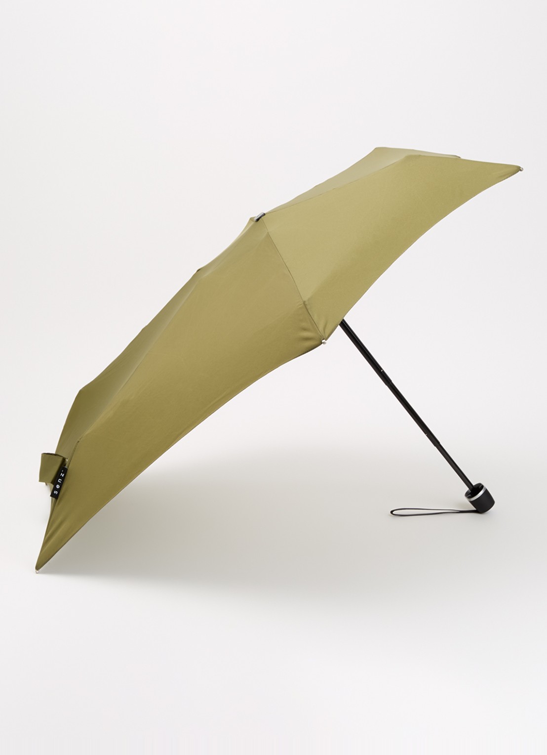 Senz Micro aerodynamische opvouwbare stormparaplu - voorkant olijfgroen