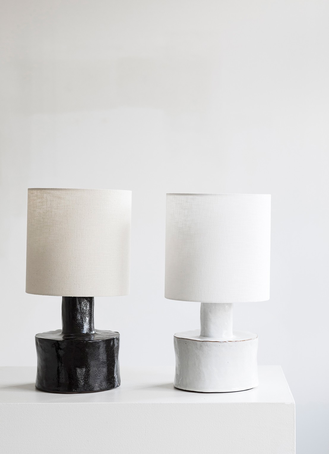 Serax Catherine tafellamp Ø 25 cm - voorkant 2 zwart