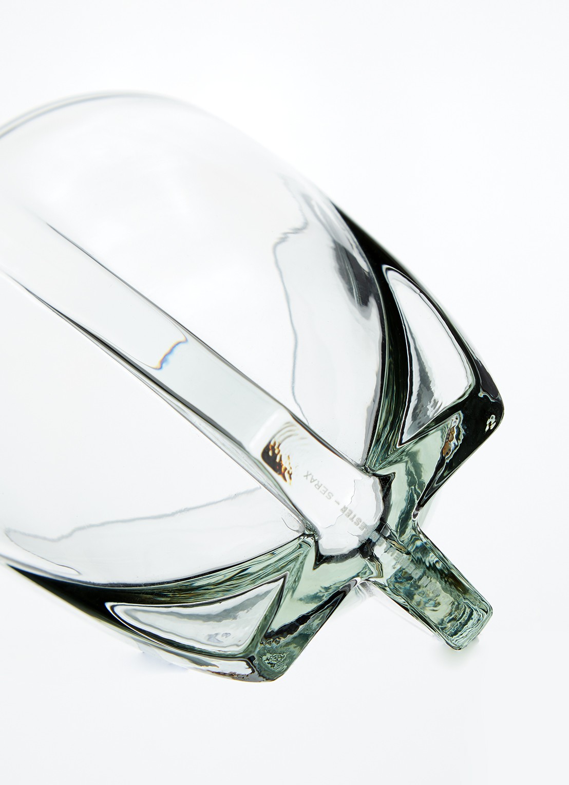 Serax Dora by Ann Demeulemeester drinkglas 25 cl - detail 2 lindegroen