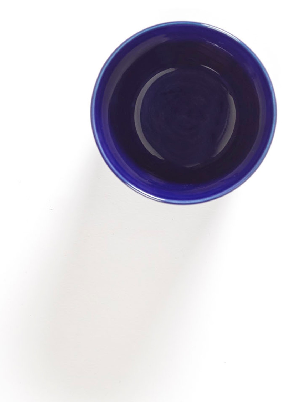 Serax FEAST Lapis Lazuli Swirl-Stripes theekop 33 cl - detail donkerblauw