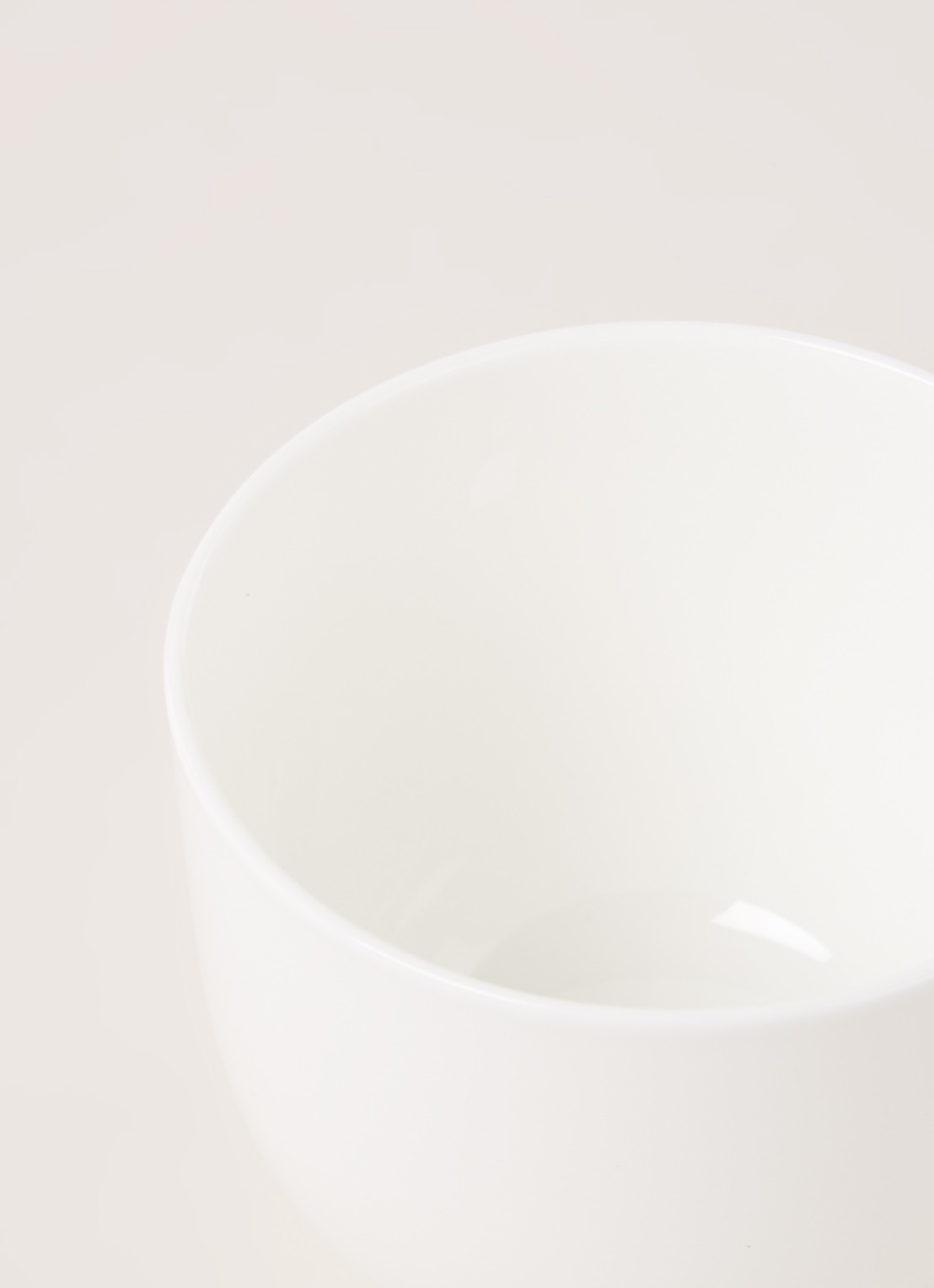 Serax Koffiekop 28 cl - detail wit