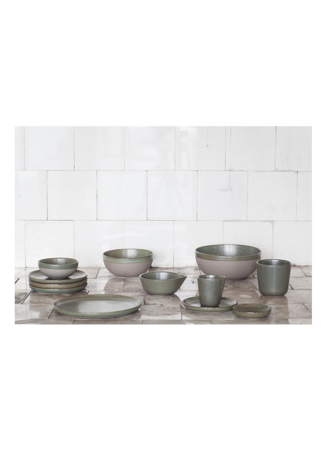 Serax Surface dinerbord 27 cm - detail 3 legergroen