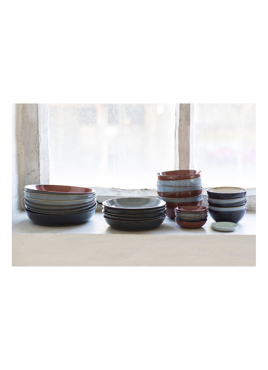 Serax Terres de Rêves kom 18 cm - voorkant 2 blauwgrijs